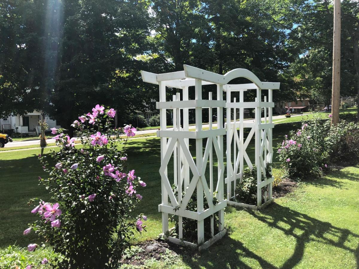 Bed & Breakfast Gables